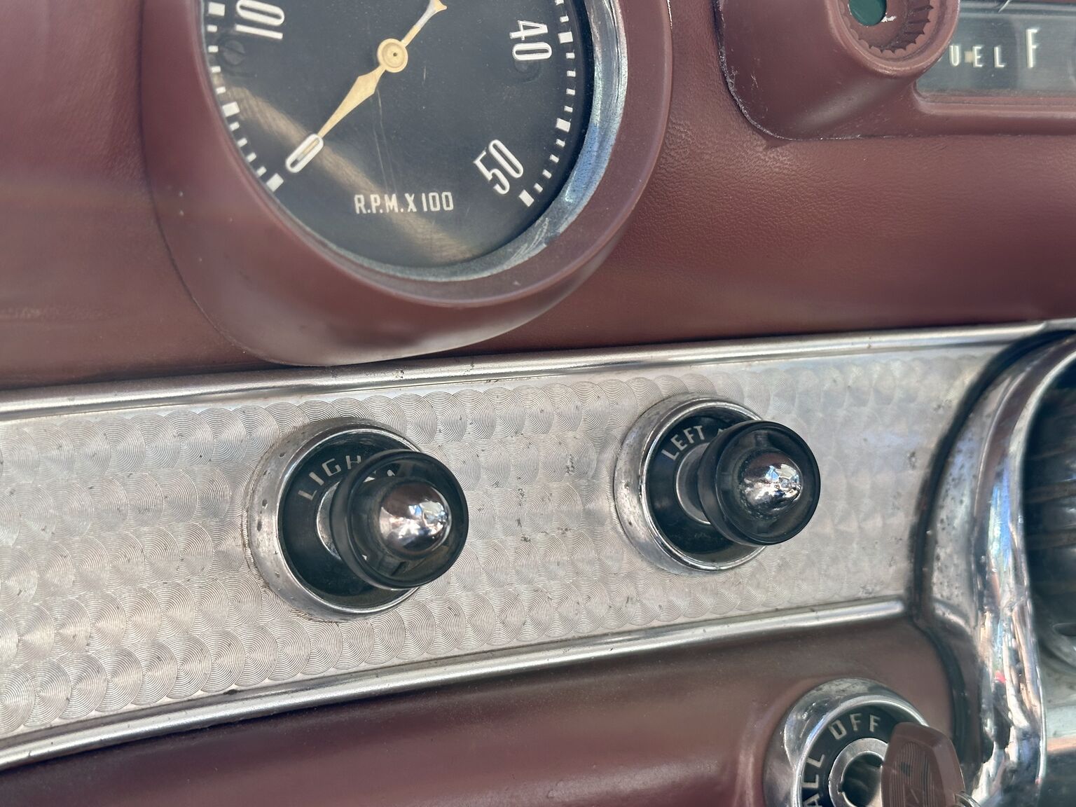 Innenraumfoto von 1956 Ford Thunderbird Convertible