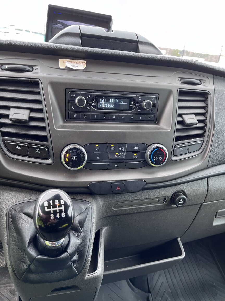 Interior image of 2022 Ford Transit fordonstransport