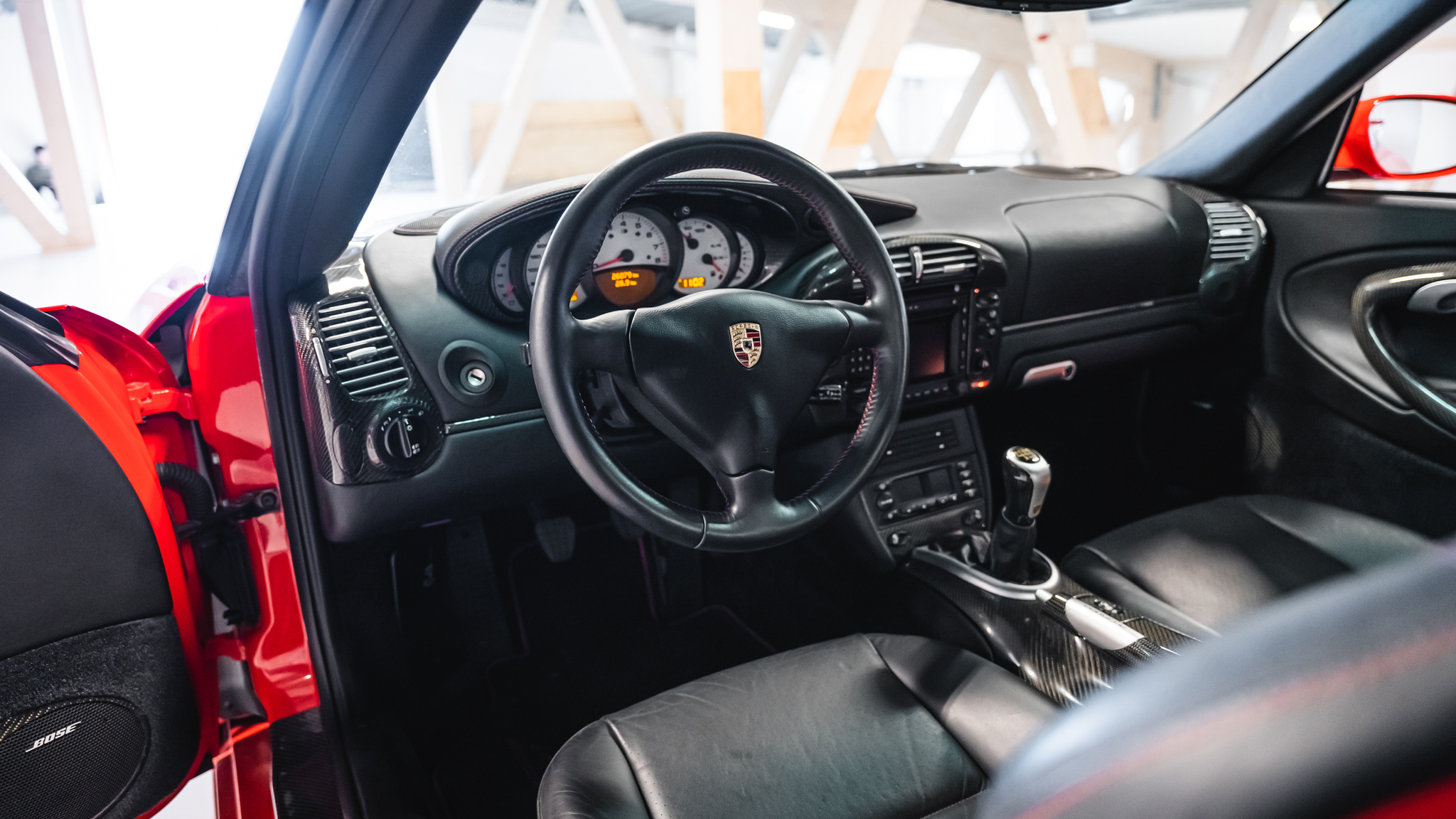 Innenraumfoto von 2003 Porsche 996 Carrera 2