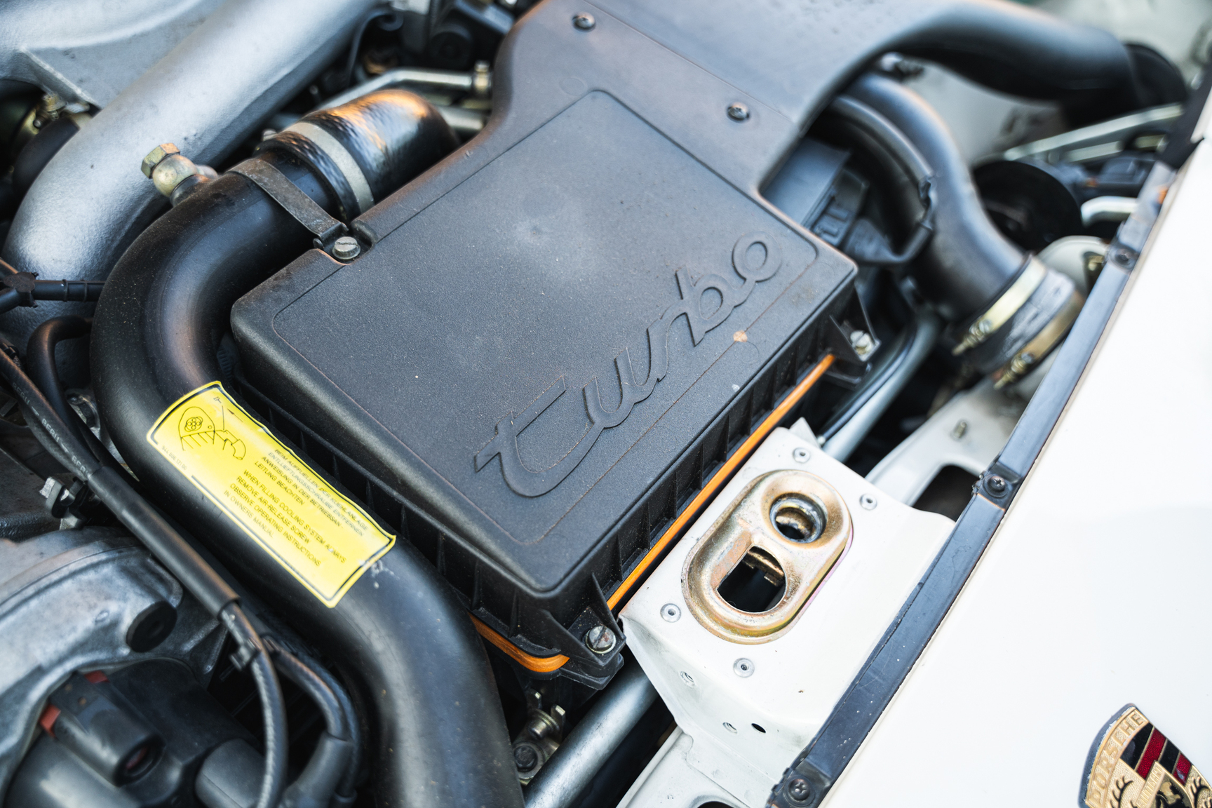 Image of 1991 Porsche 944 Turbo Cabriolet mechanics