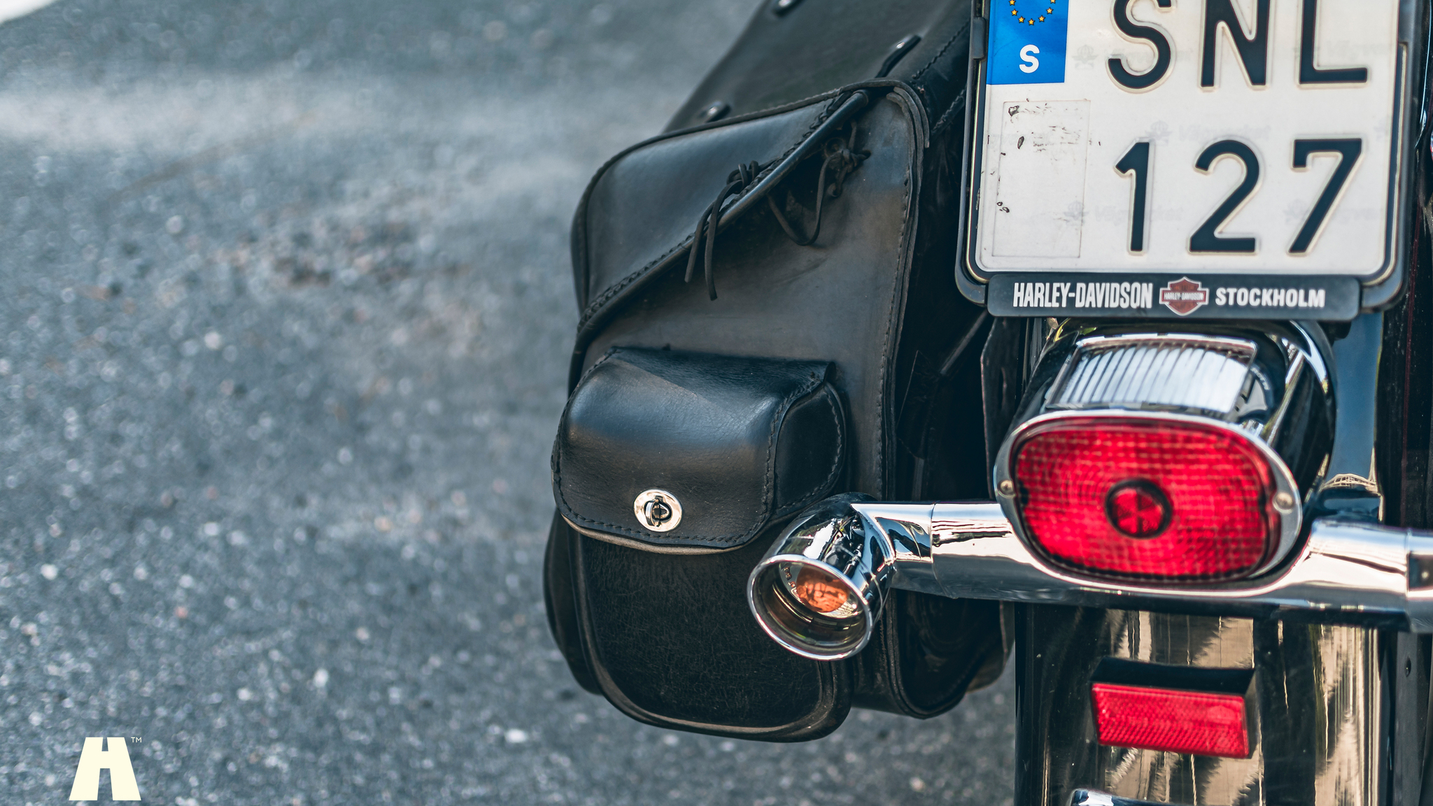 Exterior image of 2000 Harley Davidson Heritage Softail Classic (45)