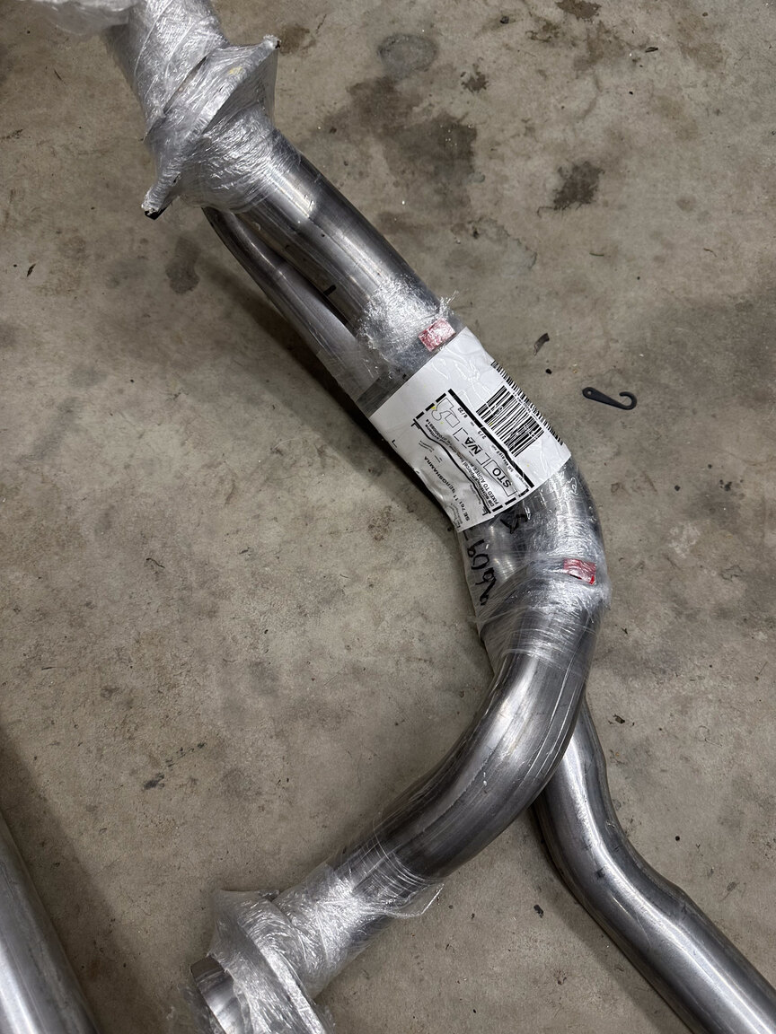 Image of 1966 Oldsmobile Dynamic 88 Celebrity mechanics