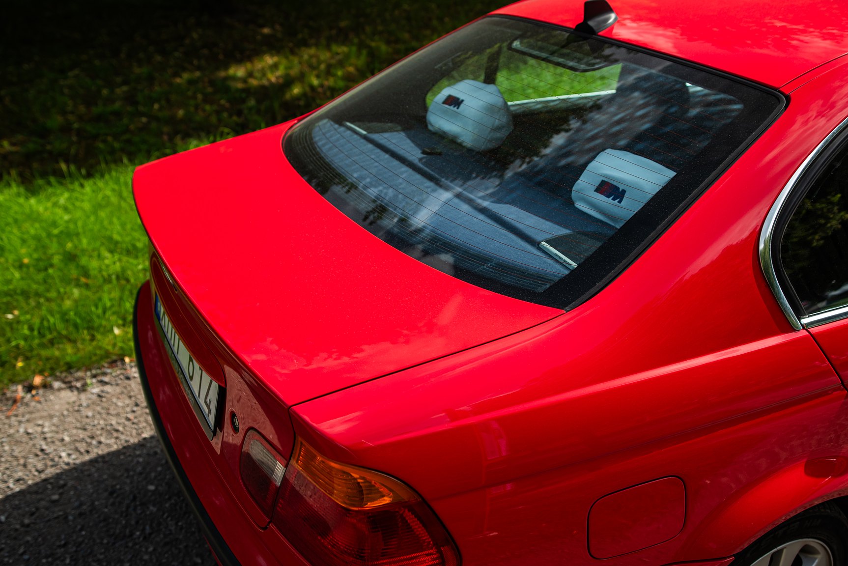Exterior image of 2001 BMW 330Xi