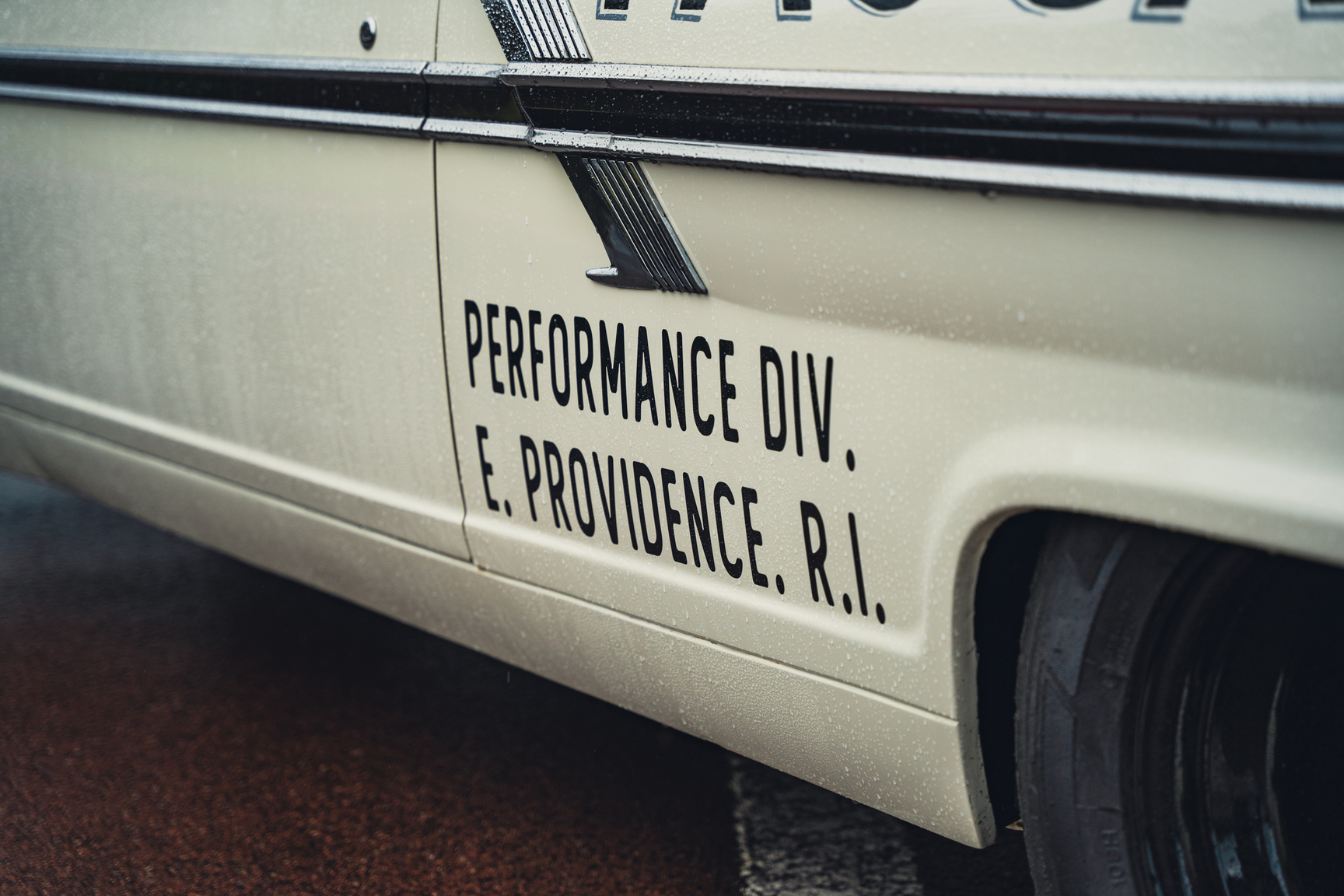 Aussenfoto 1964 Ford Fairlane 500 Sport Coupé (69)