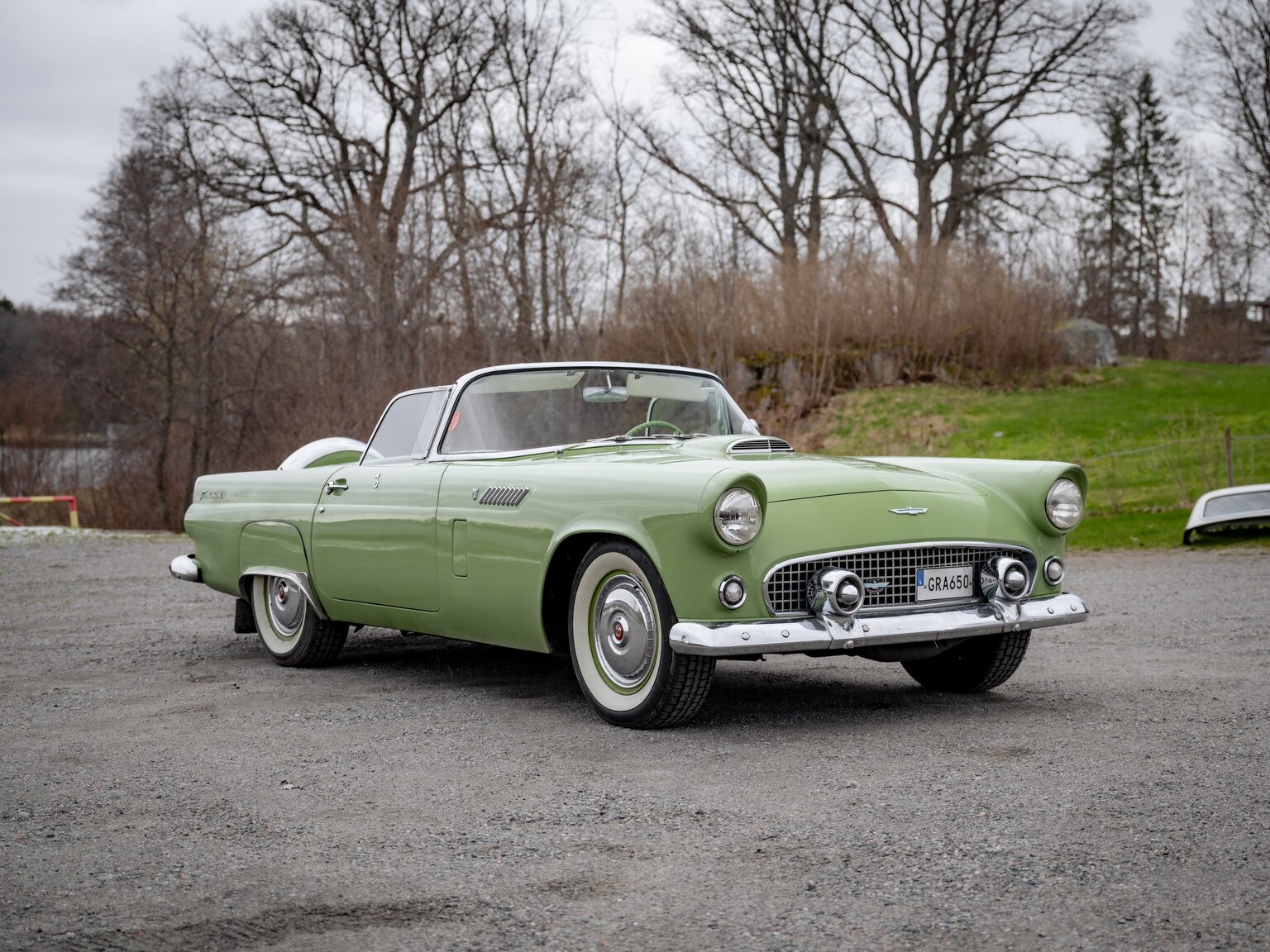 Aussenfoto 1956 Ford Thunderbird (36)