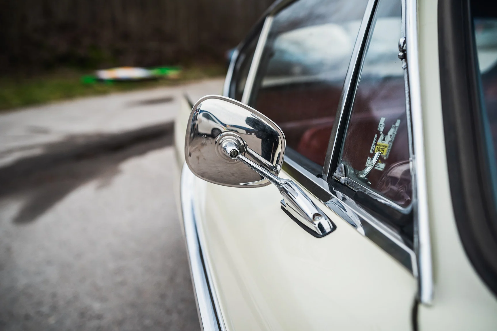 Exterior image of 1964 Volvo P 1800S (47)