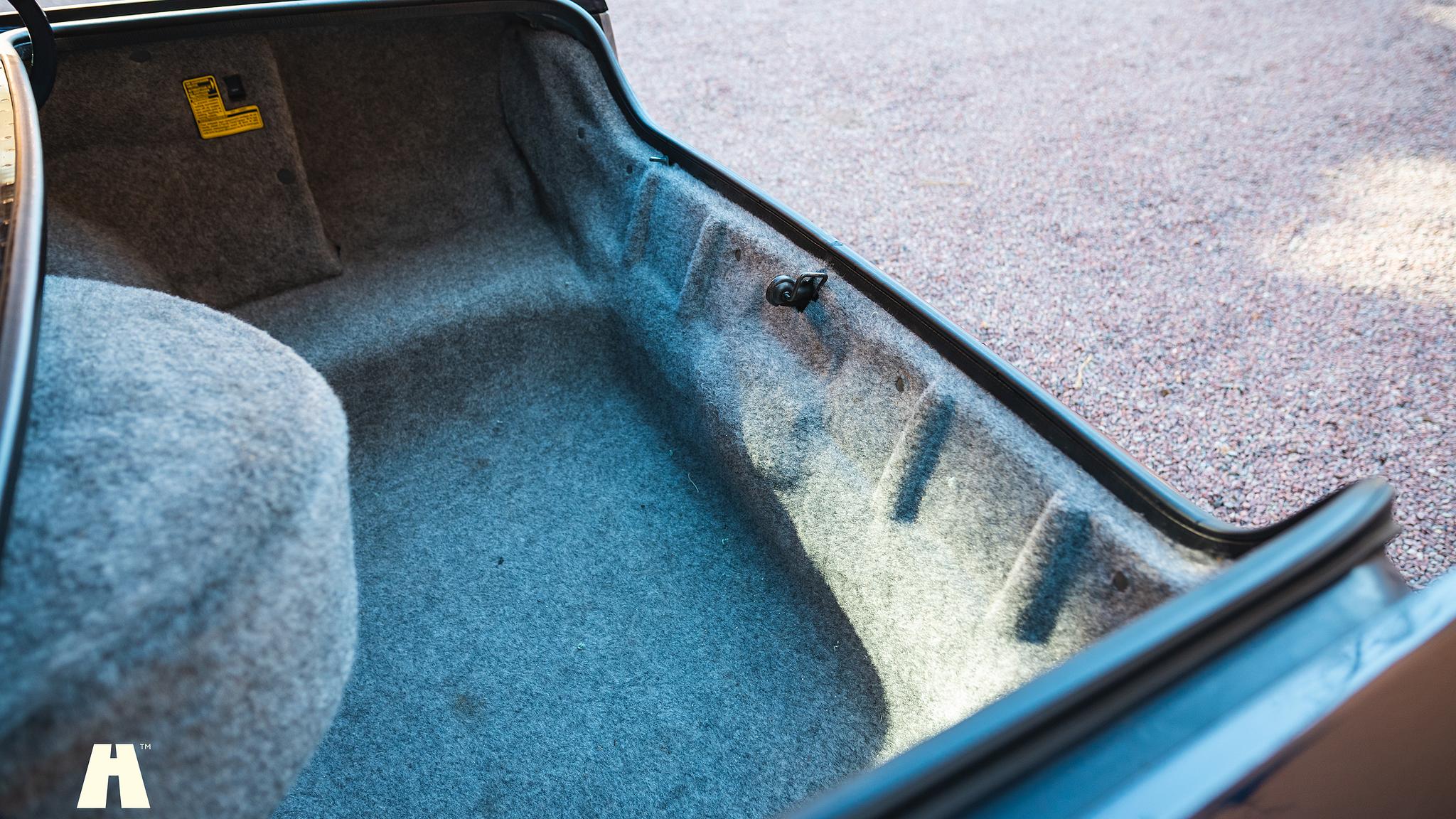 Image of 1992 Lincoln Town Car Limousine  mechanics