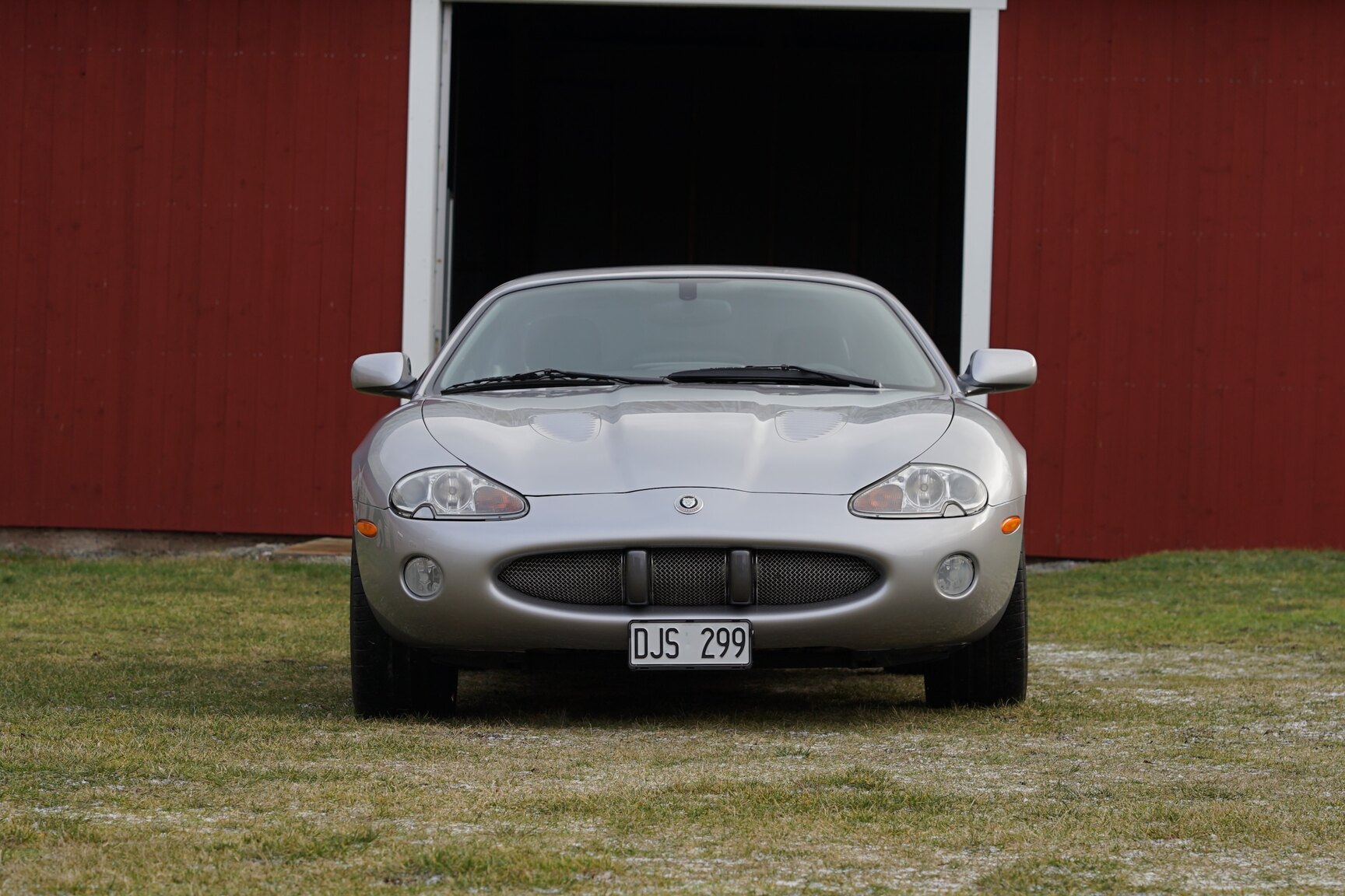 Exterior image of 2001 Jaguar XKR Silverstone