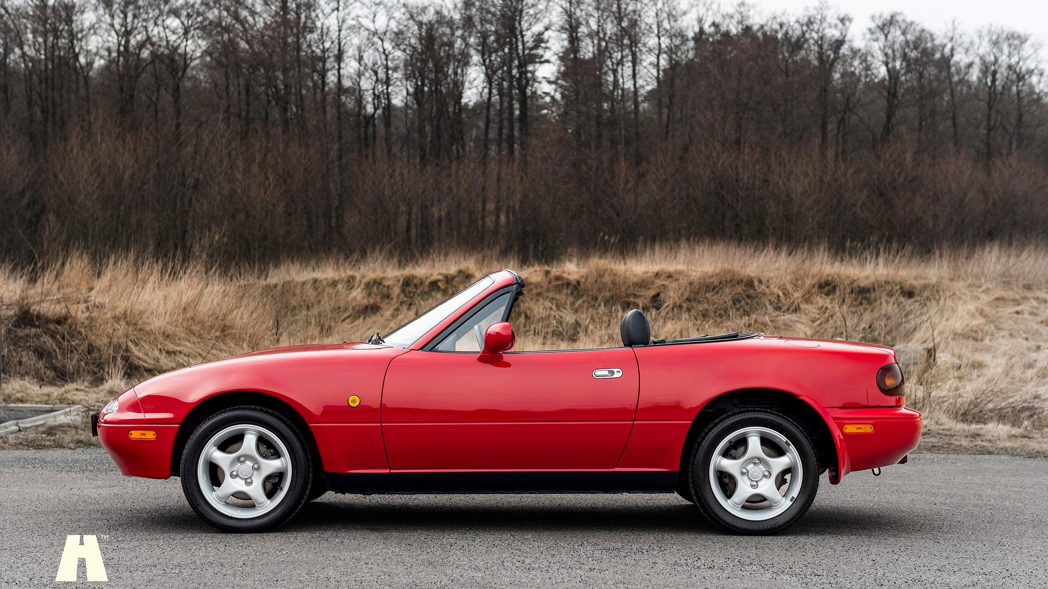 Exteriörbild på 1997 Mazda MX-5 (4)