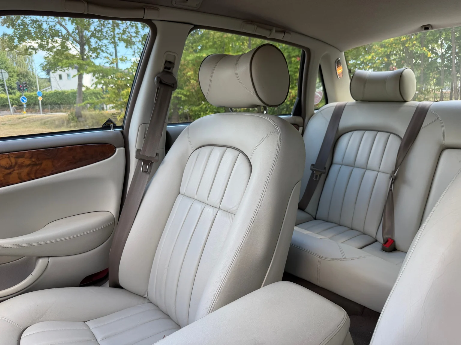 Innenraumfoto von 2001 Jaguar XJ Sovereign 4.0 V8 (29)