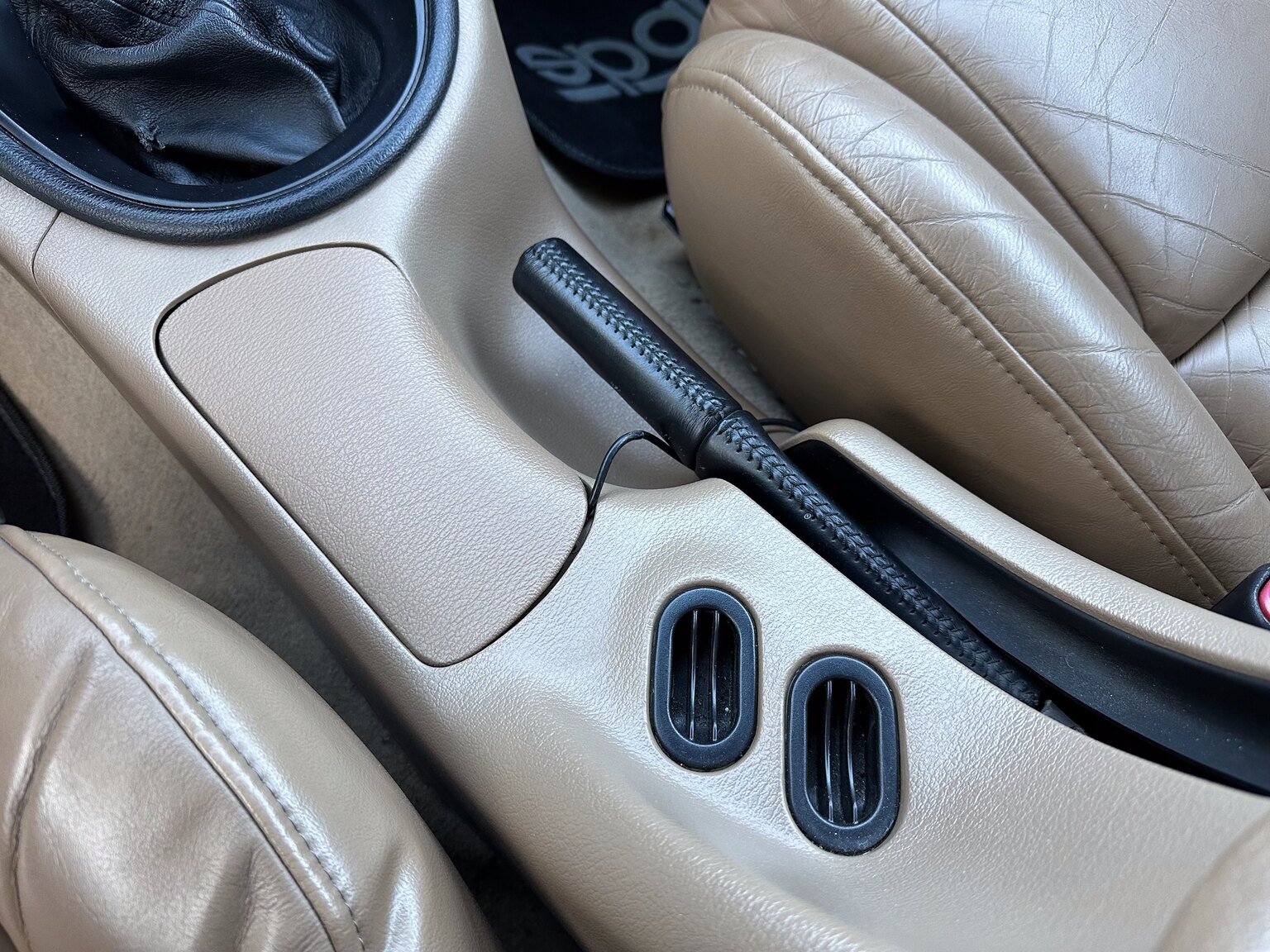 Interior image of 1997 Ford Mustang Saleen S-281 Cobra