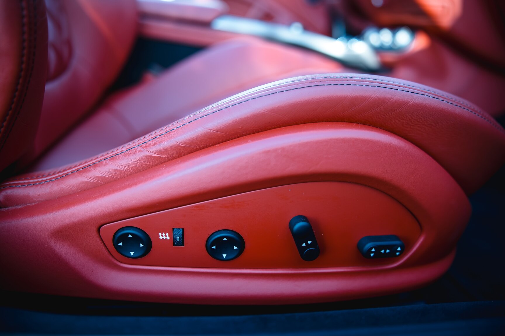 Interior image of 2011 Ferrari California 