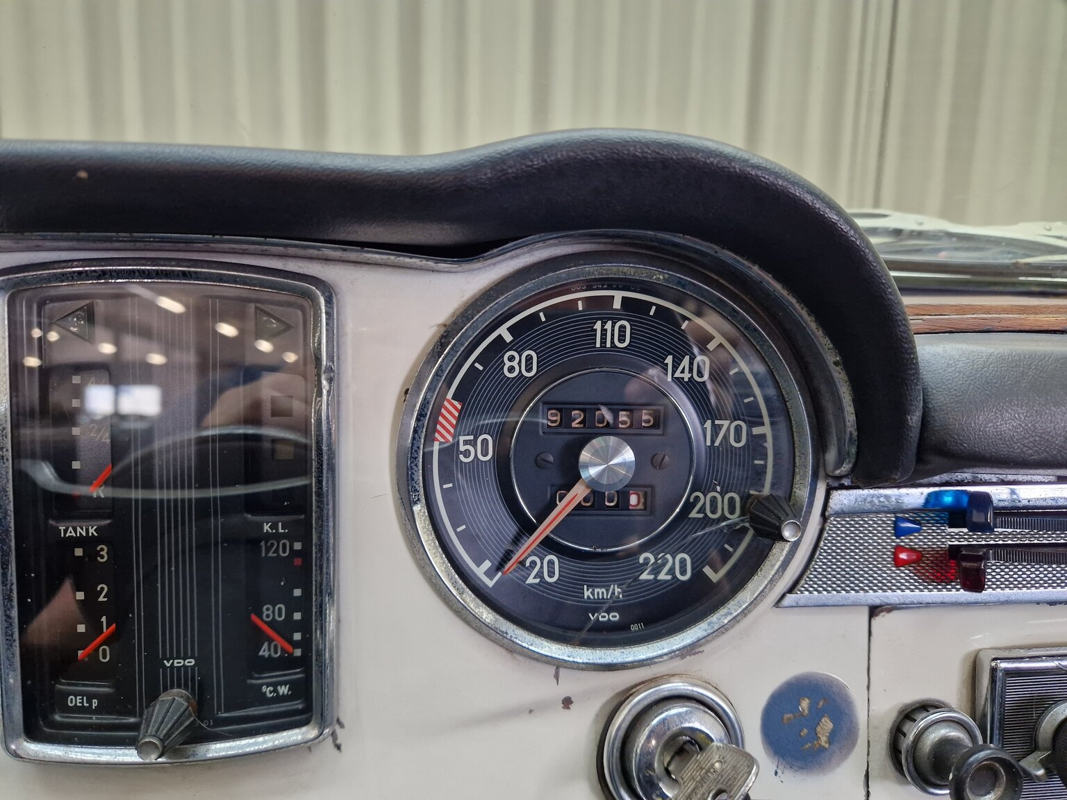 Interiörbild 1964 Mercedes-Benz 230SL Pagoda