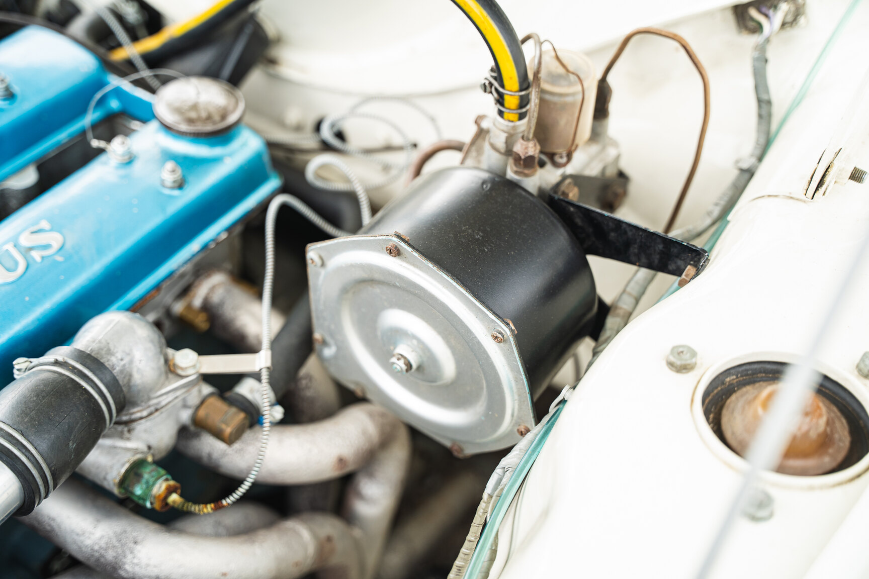 Image of 1963 Ford Cortina Lotus mechanics (35)