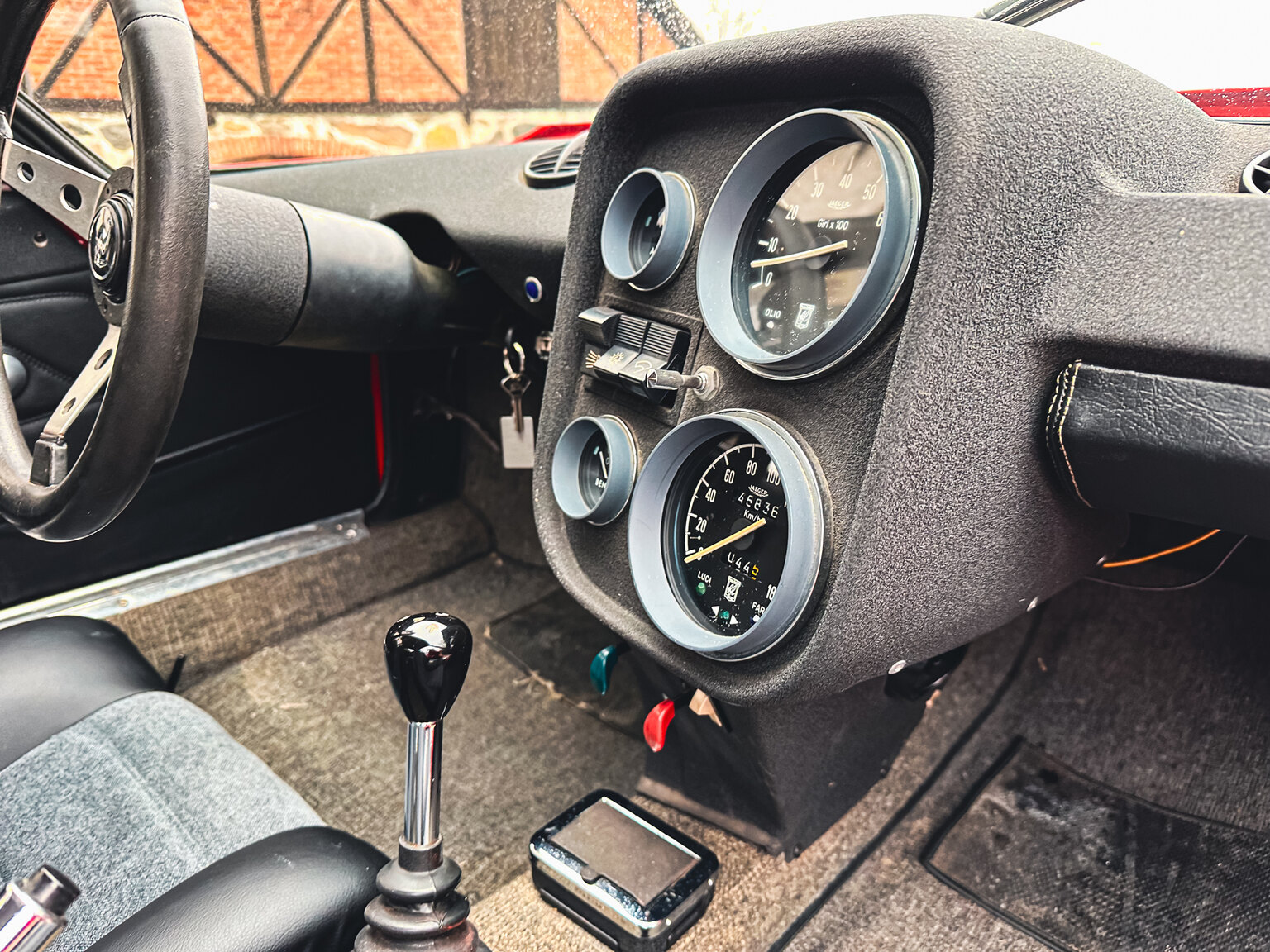 Interior image of 1971 Fiat Lombardi Grand Prix 850