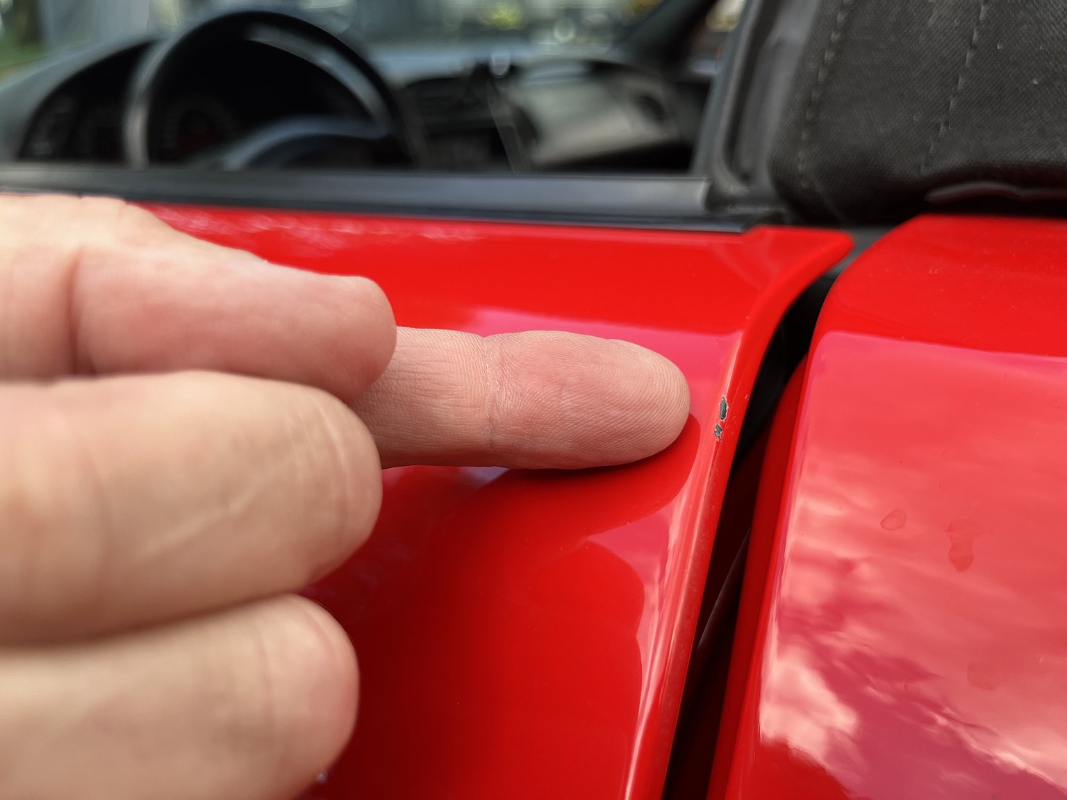 Exterior image of 2000 Chevrolet Corvette Cabriolet