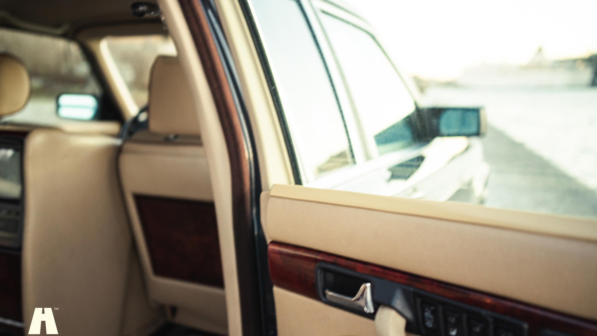 Innenraumfoto von 1991 Mercedes 1000 SEL TRASCO