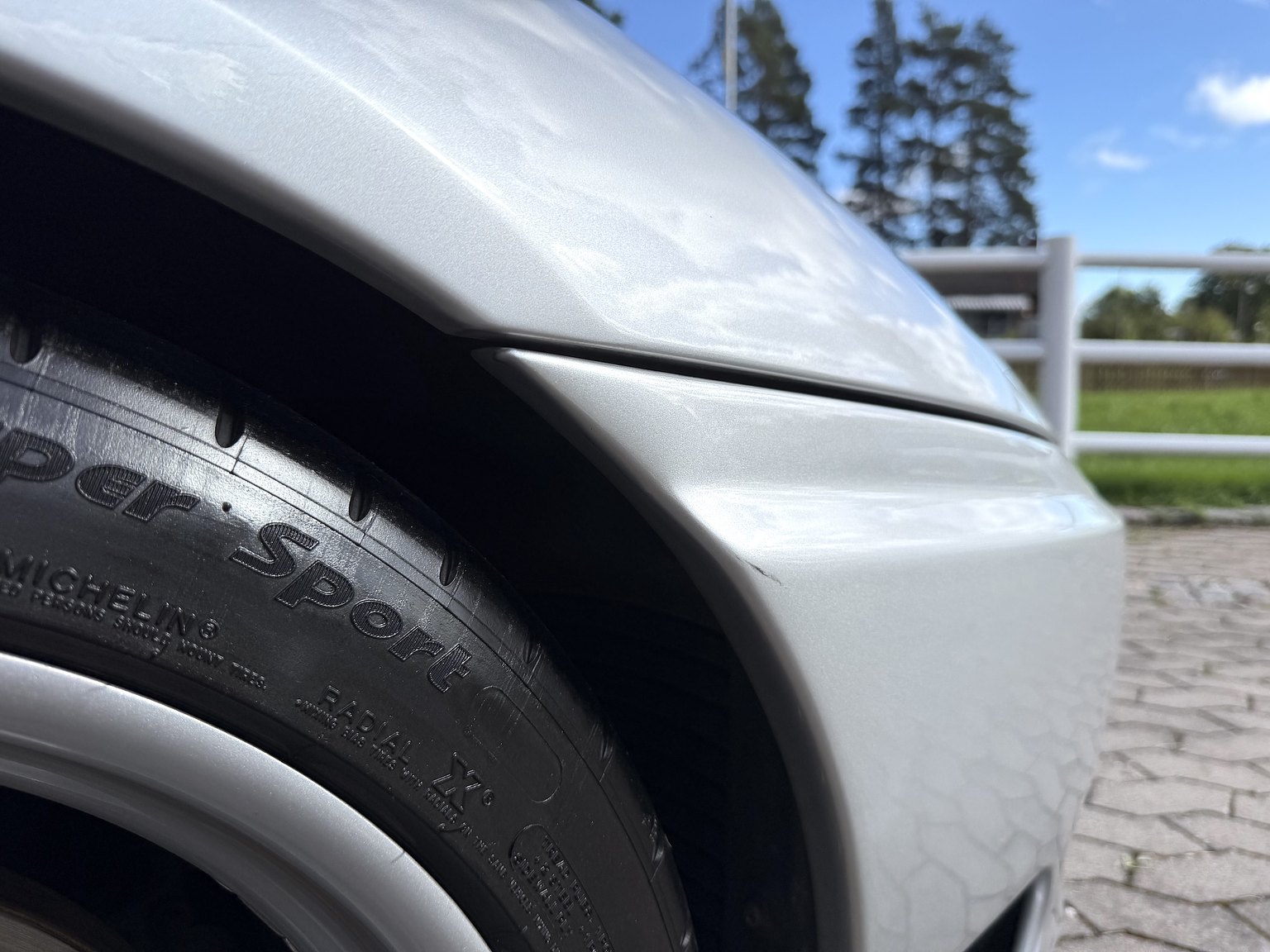 Exteriörbild på 2001 Ferrari 360 Spider