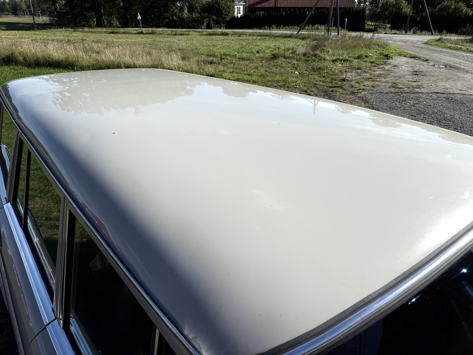 Exteriörbild på 1967 Mercedes-Benz 200D Safari