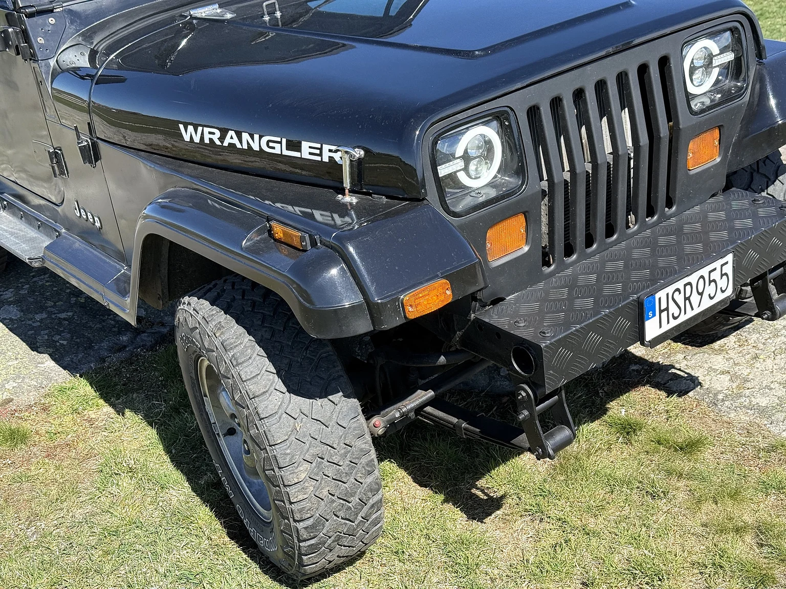 Aussenfoto 1990 Jeep Wrangler Islander (12)