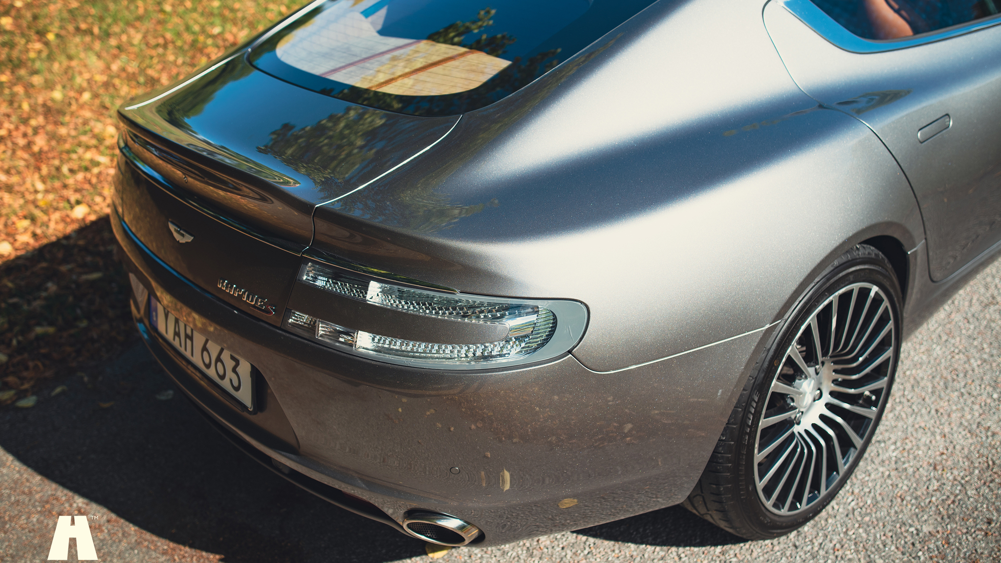 Exterior image of 2014 Aston Martin Rapide S