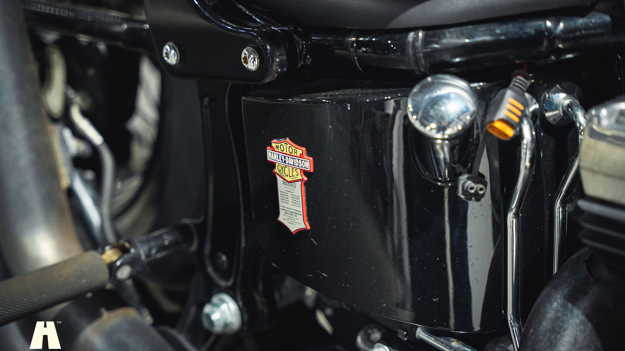 Exteriörbild på 2008 Harley-Davidson Cross Bones Twin Cam (22)