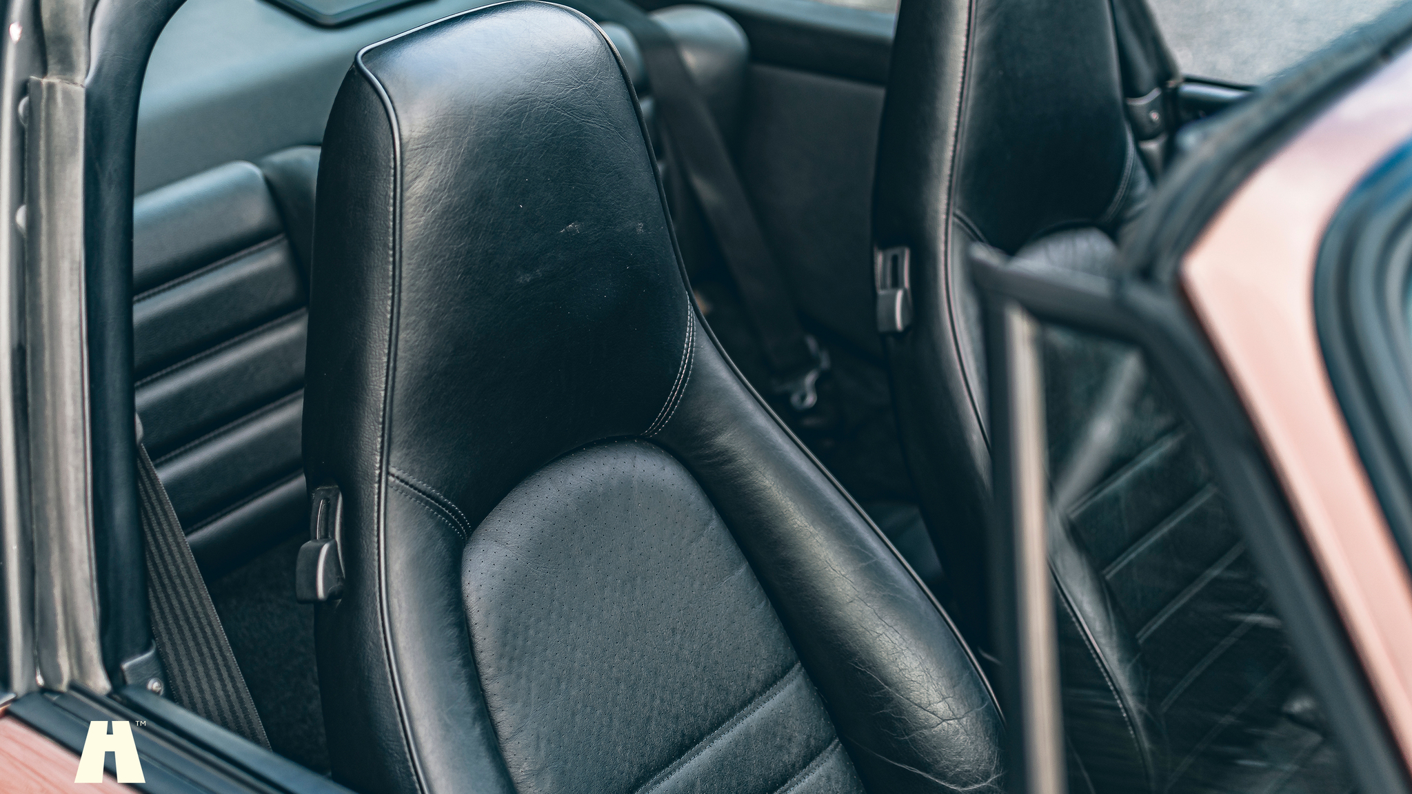 Innenraumfoto von 1989 Porsche 911 Carrera 3.2 Targa (2)