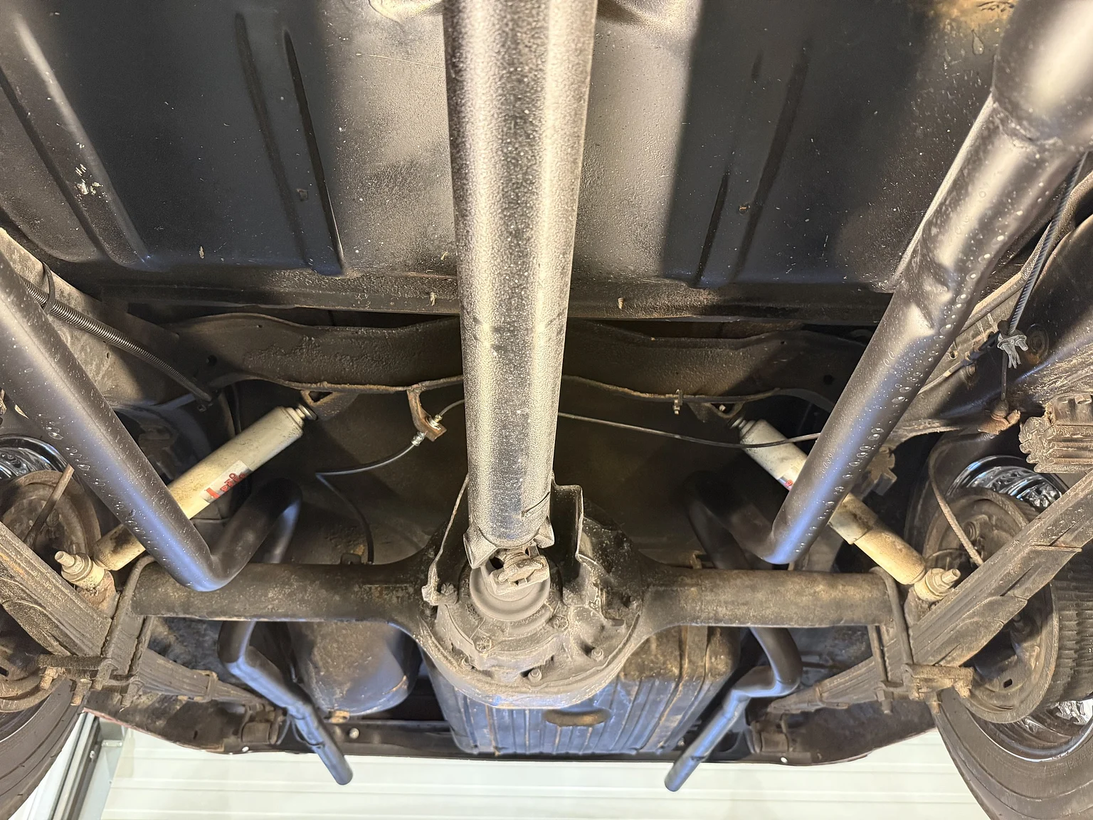 Image of 1956 Mercury Montclair Sport Sedan mechanics (11)