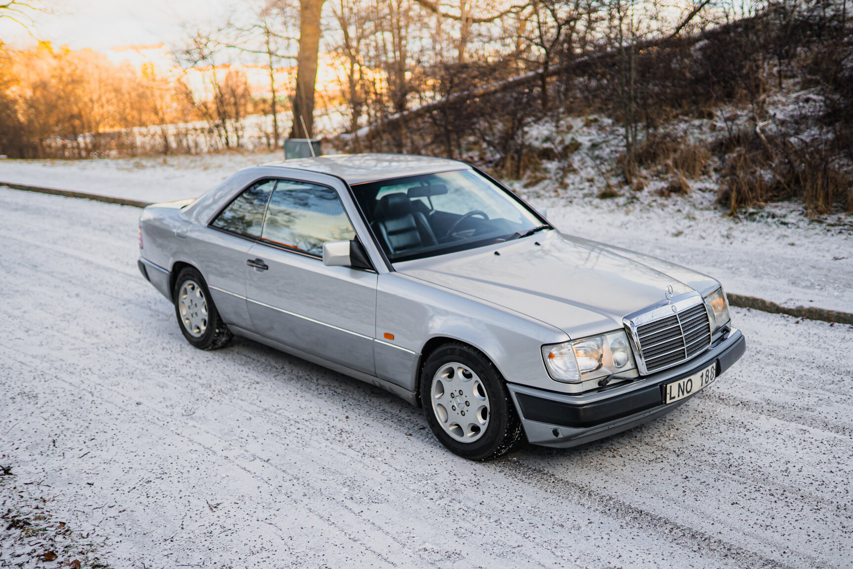 Exteriörbild på 1992 Mercedes-Benz 300CE-24V