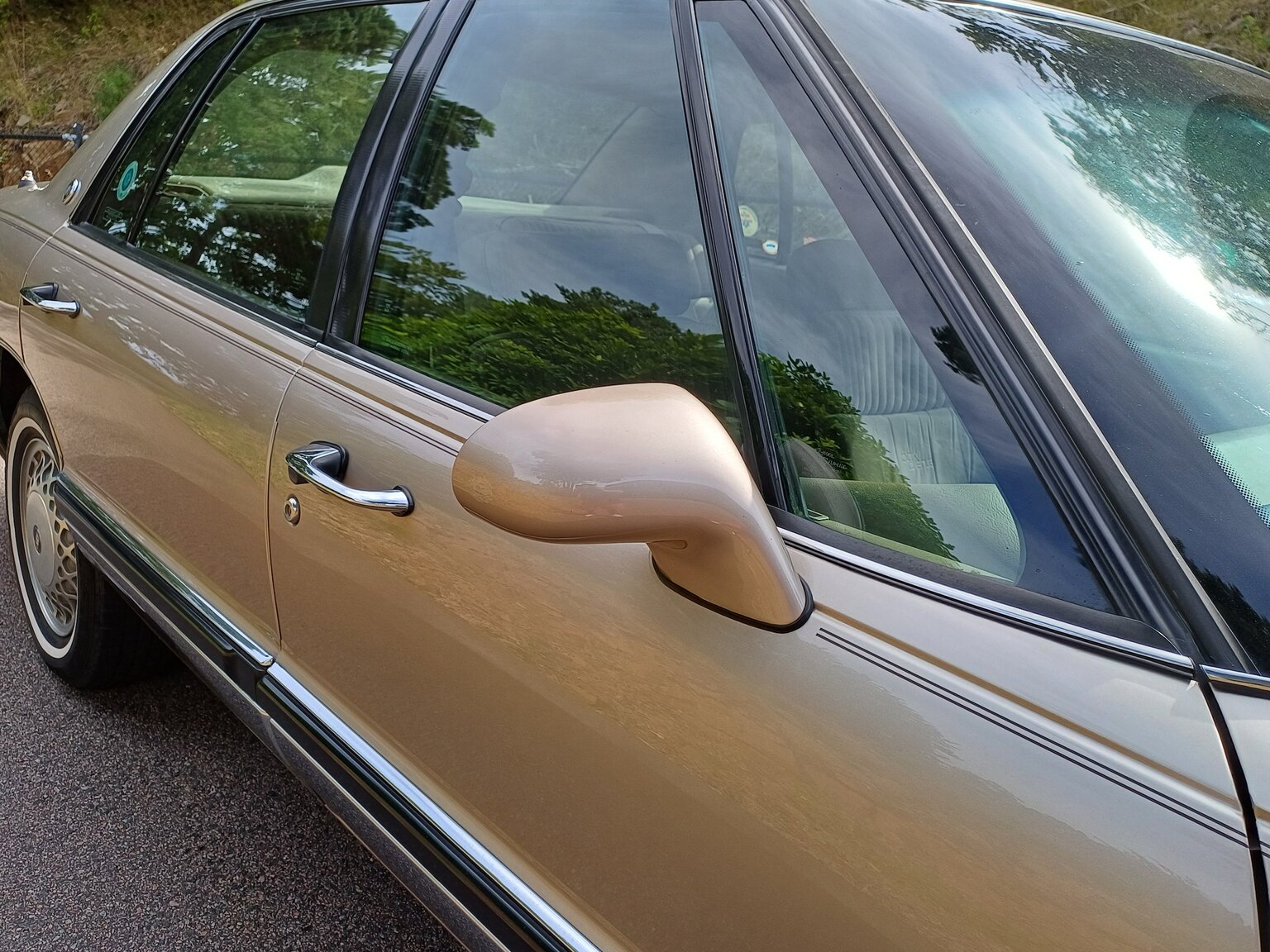 Exteriörbild på 1992 Buick Park Avenue