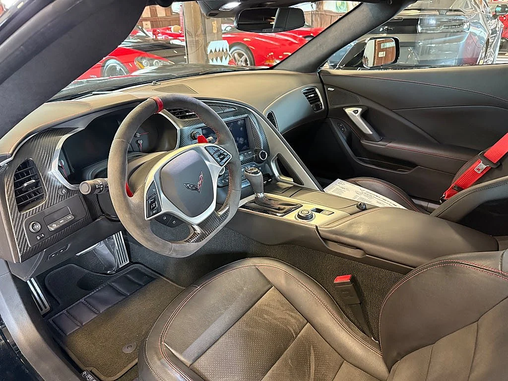 Bild von 2017 Chevrolet Corvette (20)