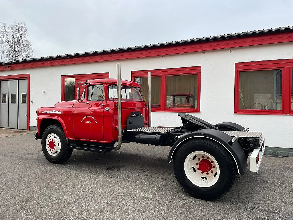 Bild von 1961 Chevrolet SPARTAN (24)