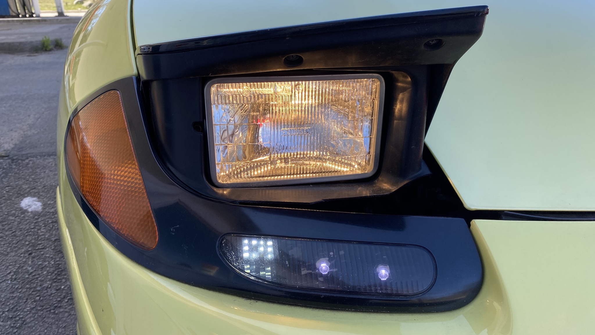 Exterior image of 1992 Dodge Stealth (13)