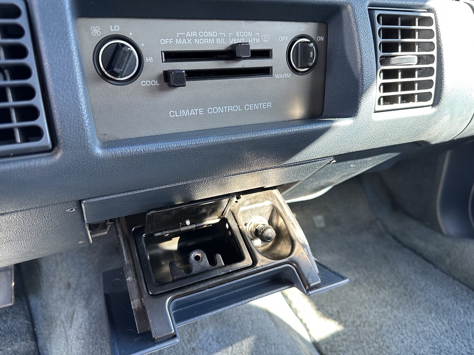 Interior image of 1993 Chevrolet Caprice Classic Wagon 5.7 V8 