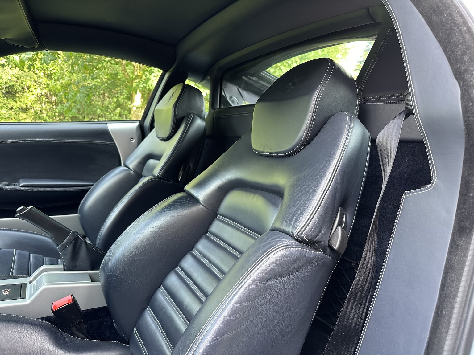 Interior image of 2001 Ferrari 360 Modena V8 Manual (6)