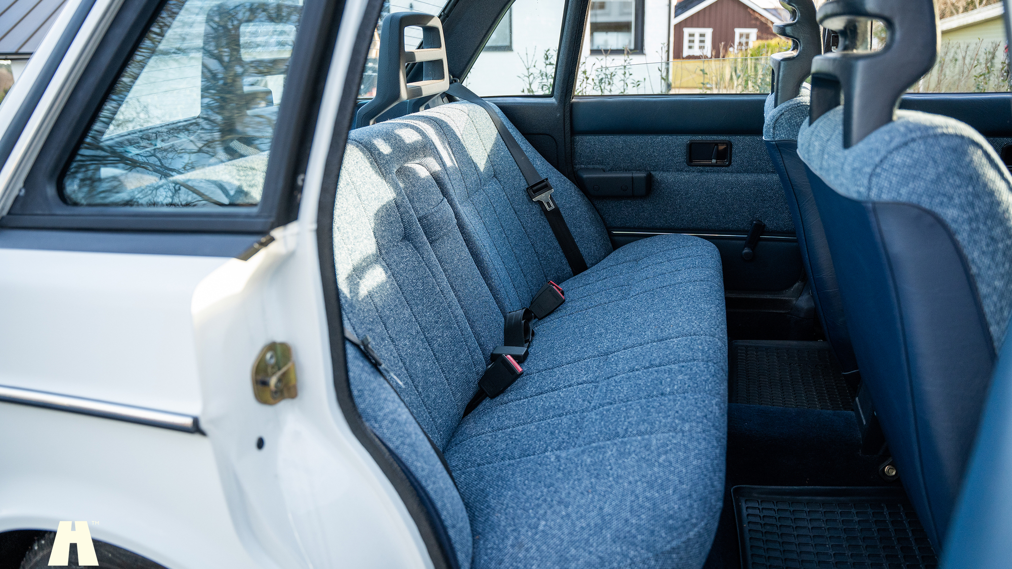 Innenraumfoto von 1988 Volvo 240 GL