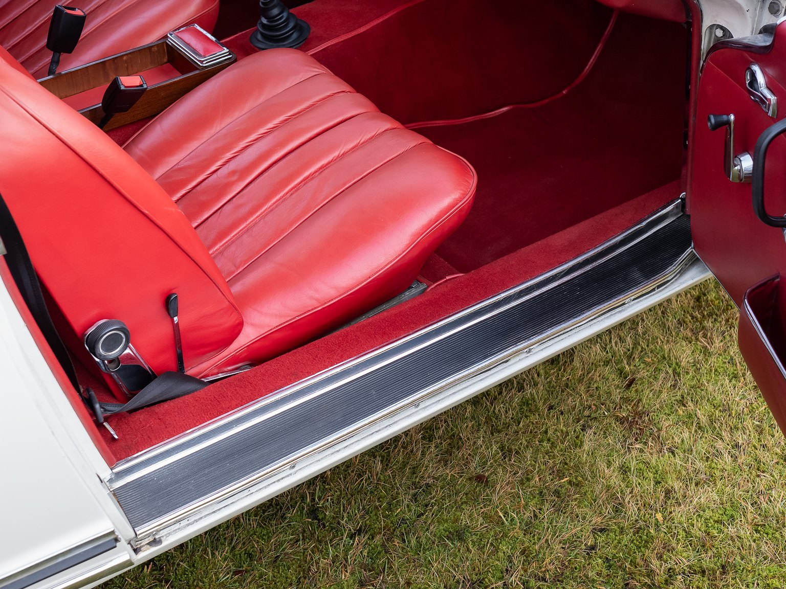 Innenraumfoto von 1966 Mercedes-Benz 230 SL "Pagoda"