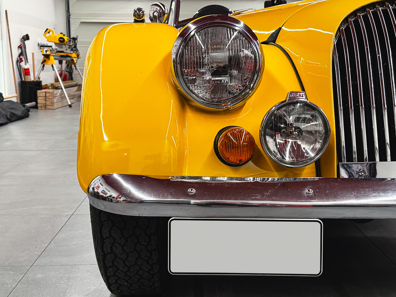 Aussenfoto 1974 Morgan +8