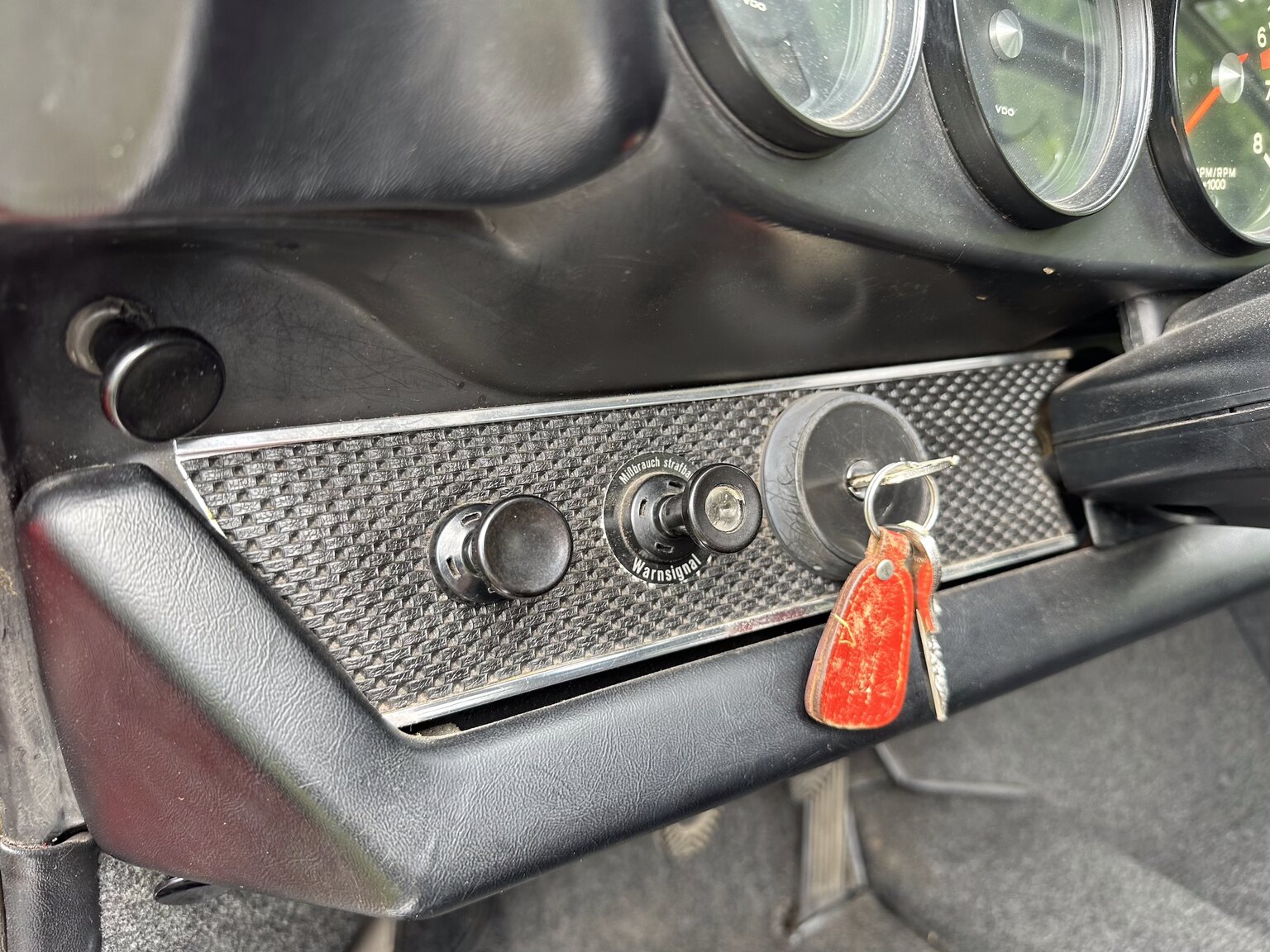 Interior image of 1969 1969 PORSCHE COUPÉ 911 T 
