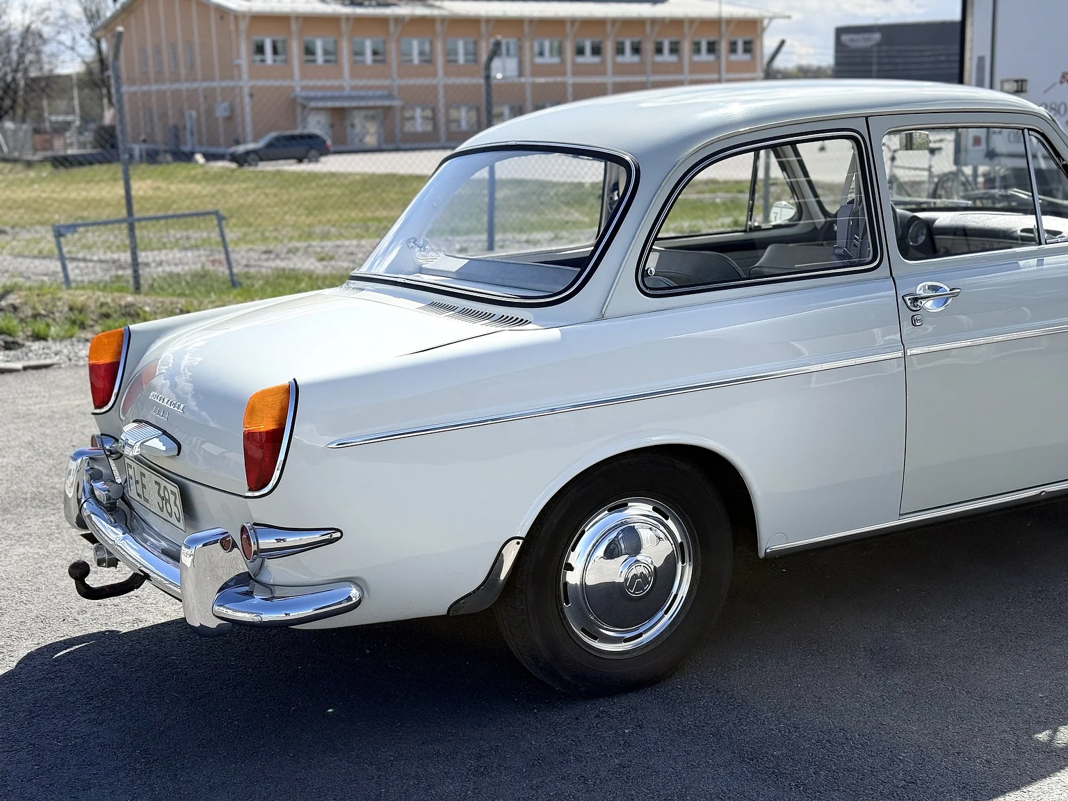 Aussenfoto 1965 Volkswagen 1500 Limousine 311 Notchback (26)