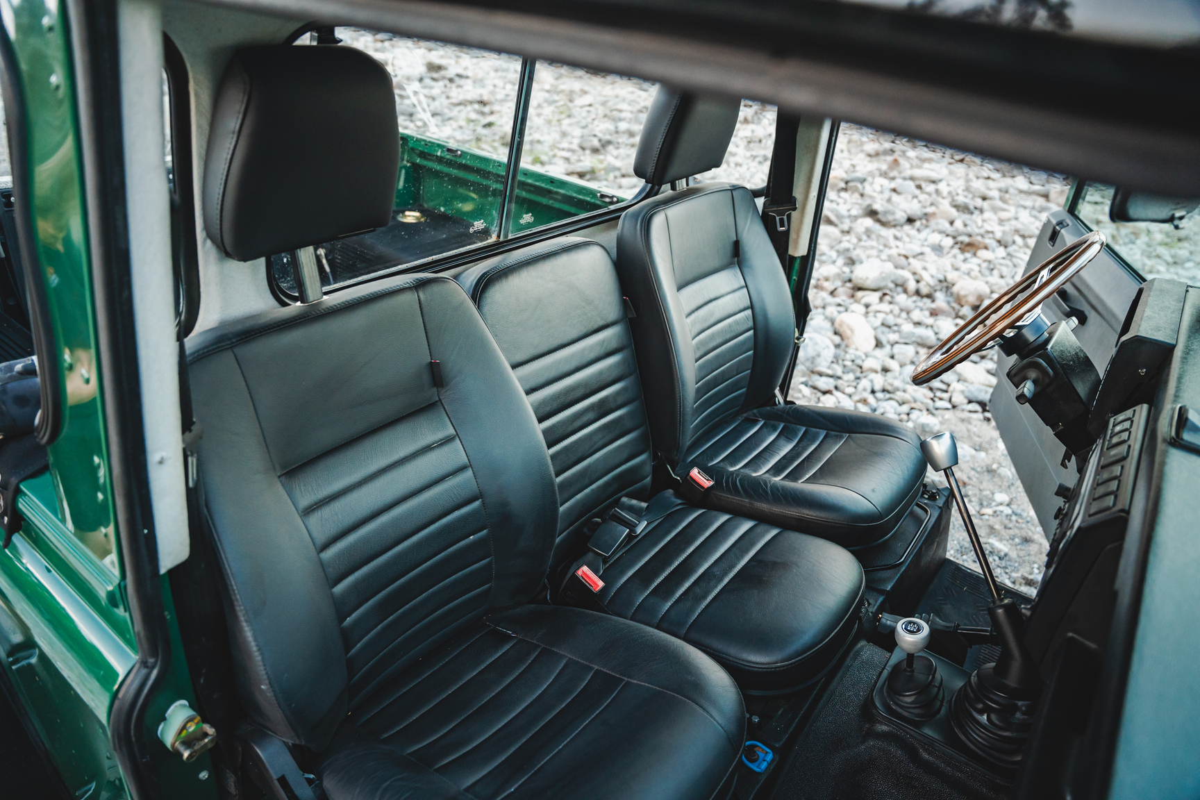 Innenraumfoto von 2003 Land Rover Defender TD5 90 Pickup (6)