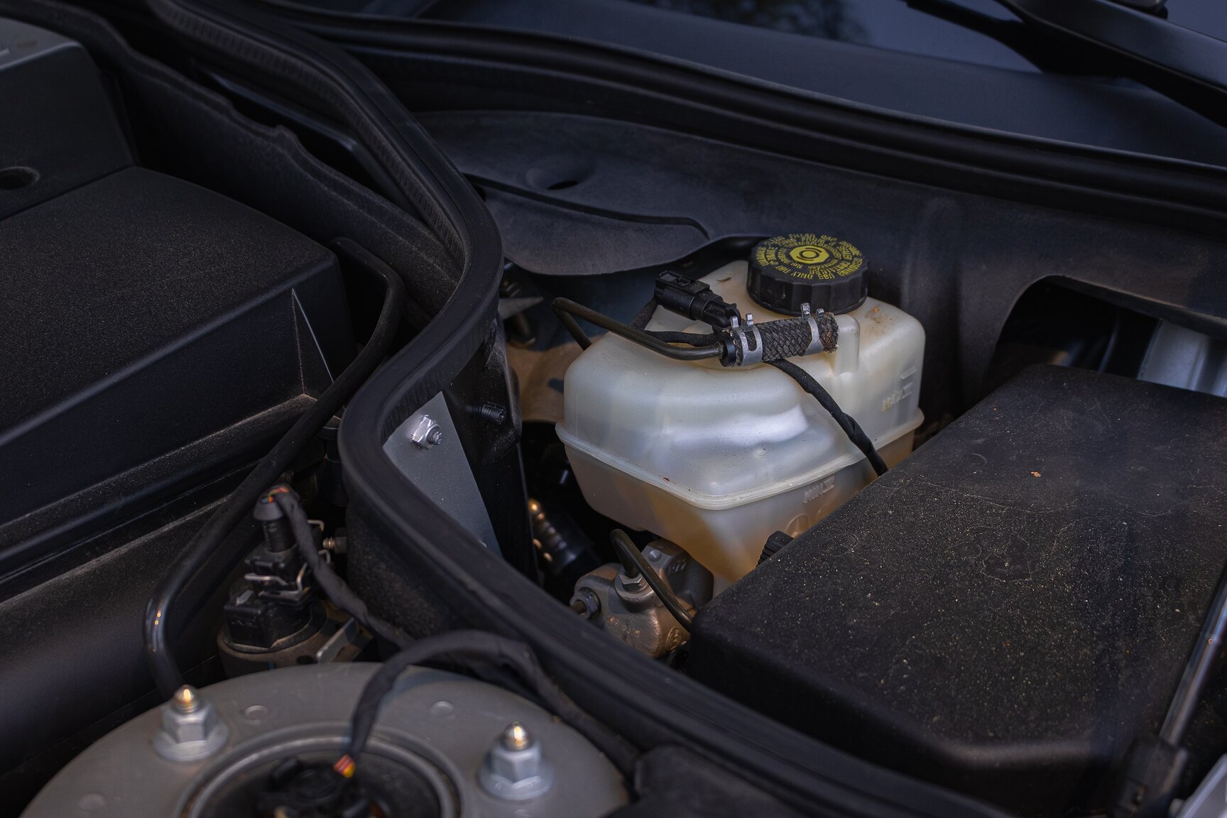 Image of 2002 Mercedes-Benz SL 500 mechanics