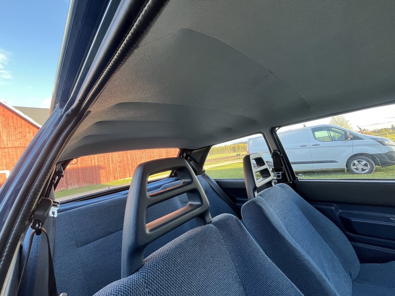 Interior image of 1983 Volvo 340 (25)