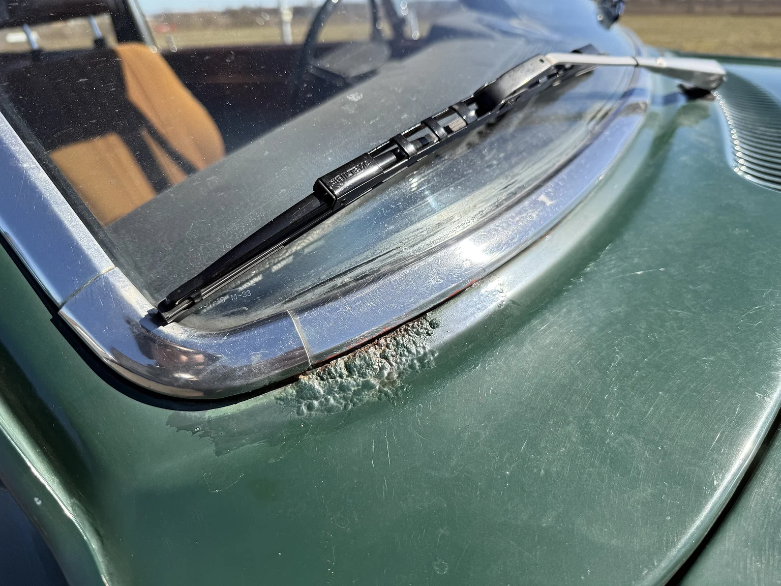 Exterior image of 1973 Volvo 142 2.0 Deluxe (60)