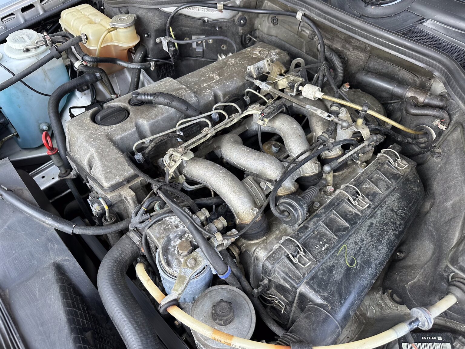 Image of 1992 Mercedes-Benz 250D mechanics