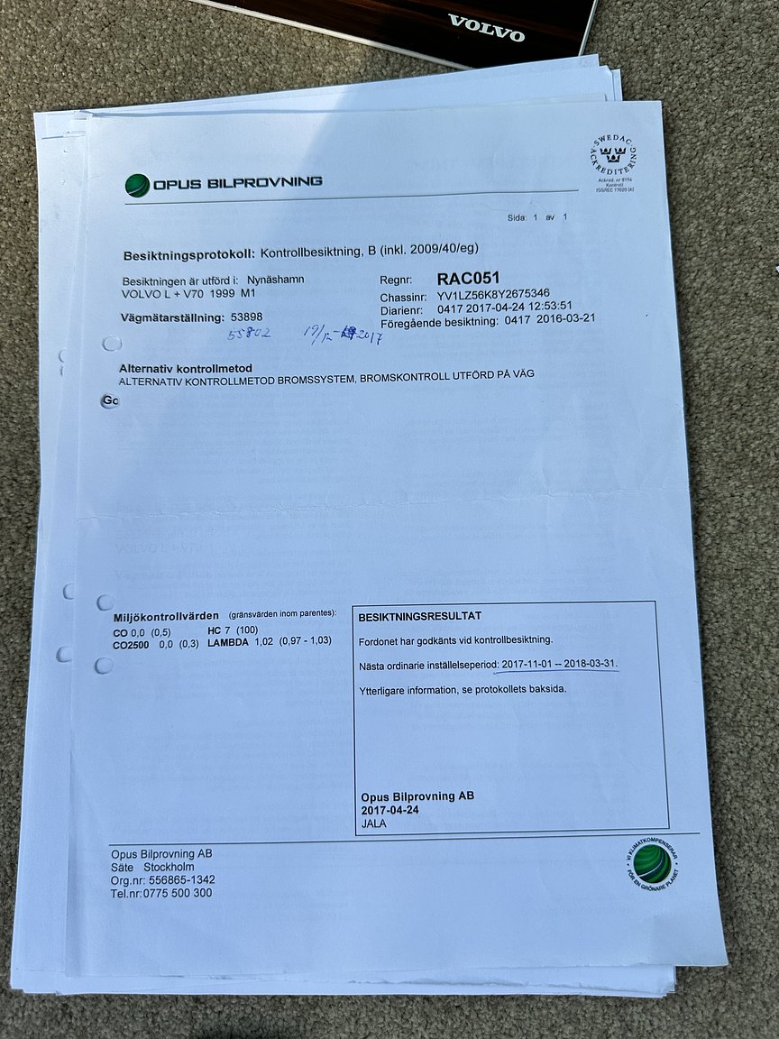 Dokumentation, 2000 Volvo V70 XC 2.4 T AWD 