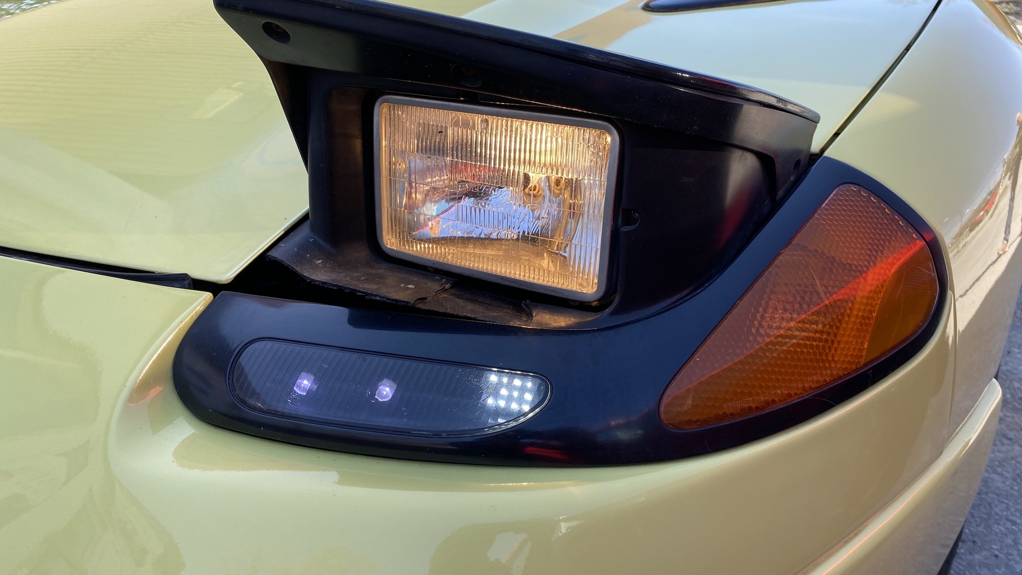 Exterior image of 1992 Dodge Stealth (12)