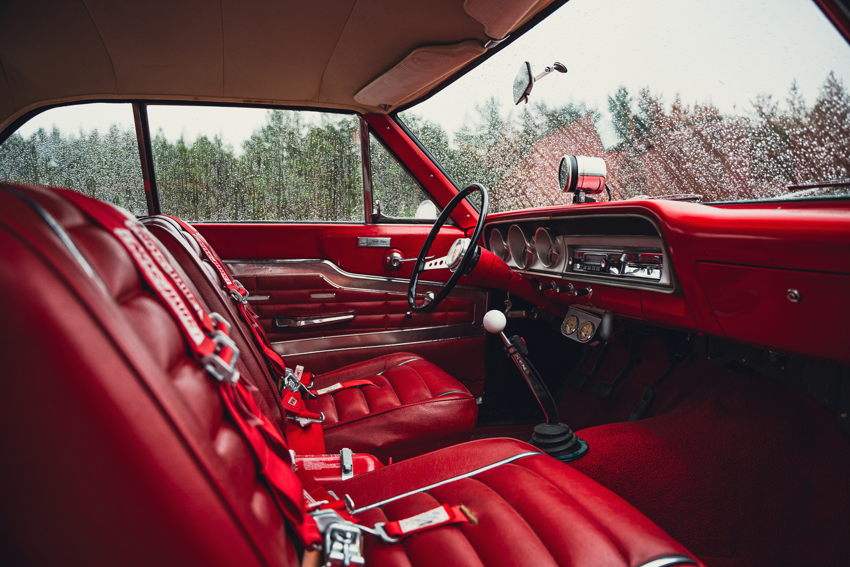Innenraumfoto von 1964 Ford Fairlane 500 Sport Coupé (6)