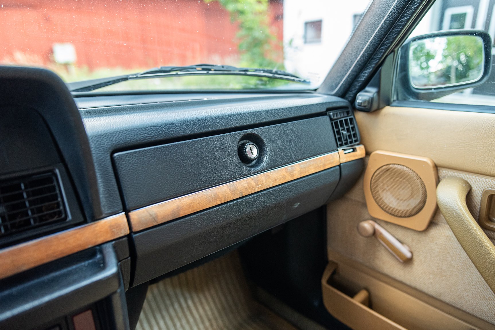 Interiörbild 1993 Volvo 245 GL Classic "No Reserve Auction"