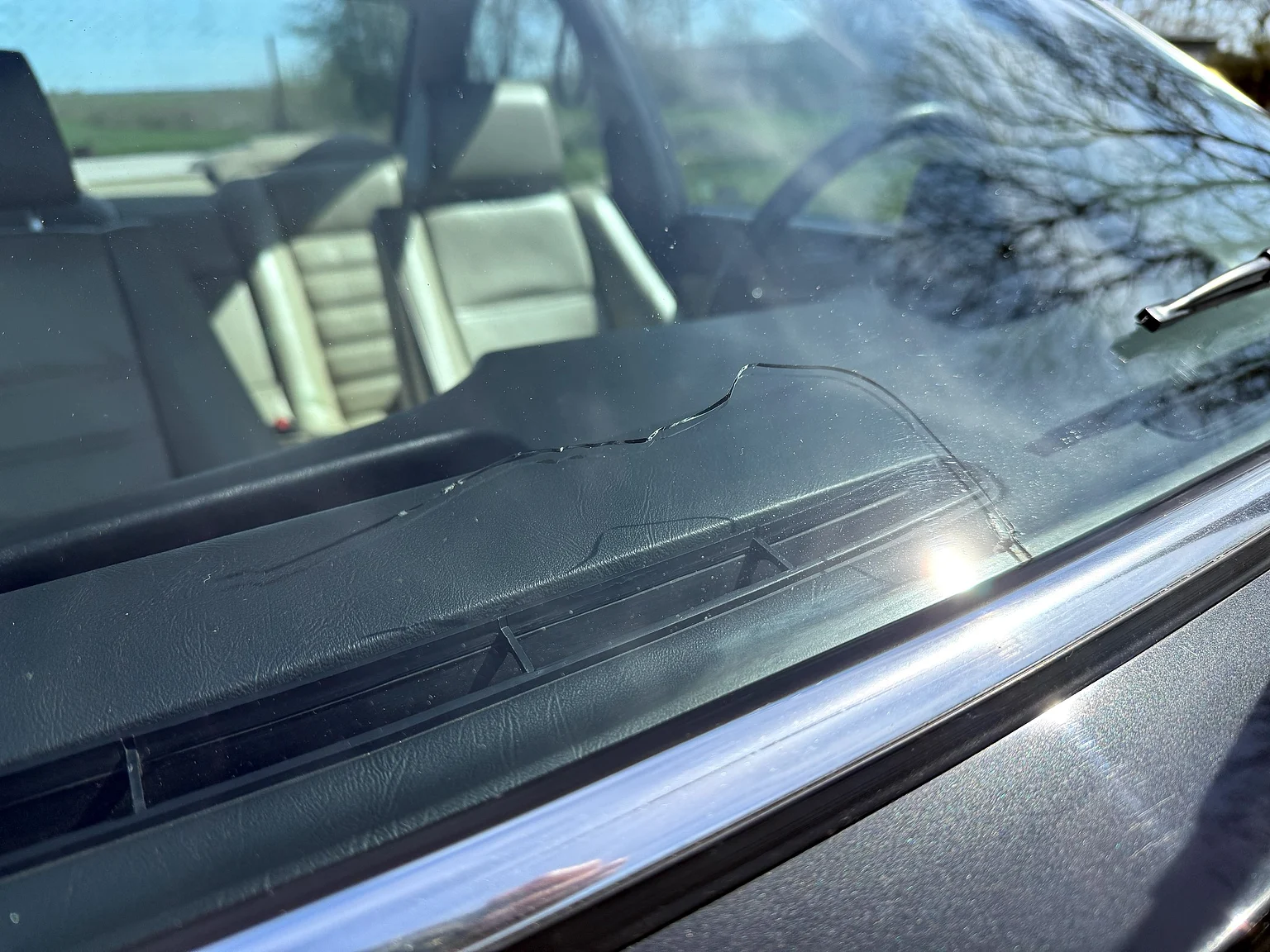 Exterior image of 1985 BMW 635 CSiA (E24) (39)